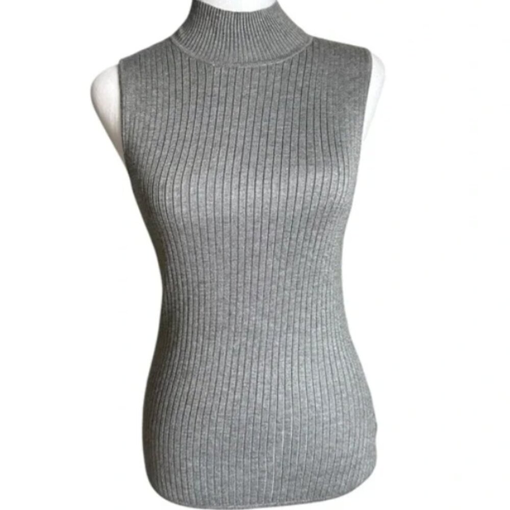 Madison Grey Gray Sleeveless Scoop Neck Top Size Small